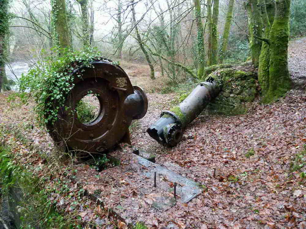 A 6 foot diameter Thomson Turbine which powered a dynamo which provided electricity for various processes involved in the extraction of the tin ore